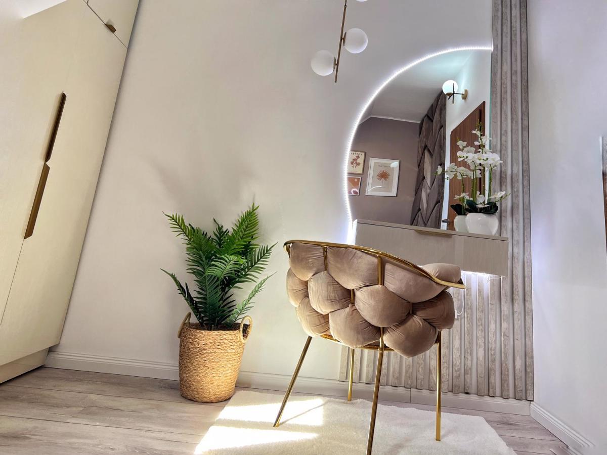Studio Poienii - A Cozy Stay 5 Min Away From The Center Bistriţa Dış mekan fotoğraf