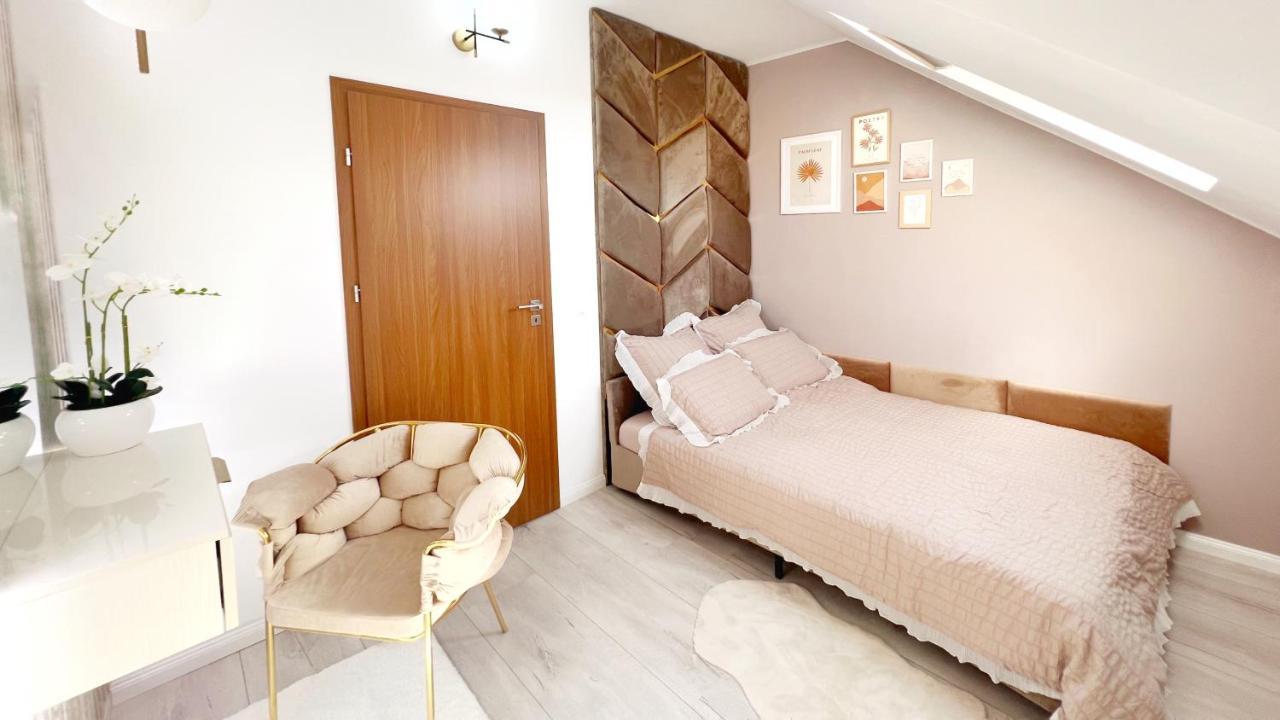 Studio Poienii - A Cozy Stay 5 Min Away From The Center Bistriţa Dış mekan fotoğraf